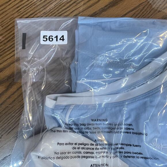 Peter Millar Polo Shirt Womens Small Blue White Sleeveless Golf UPF 50 Half Zip - Picture 12 of 12